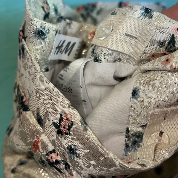 Adorable and cute H &M pants - size 3-4 years old - Picture 6 of 7